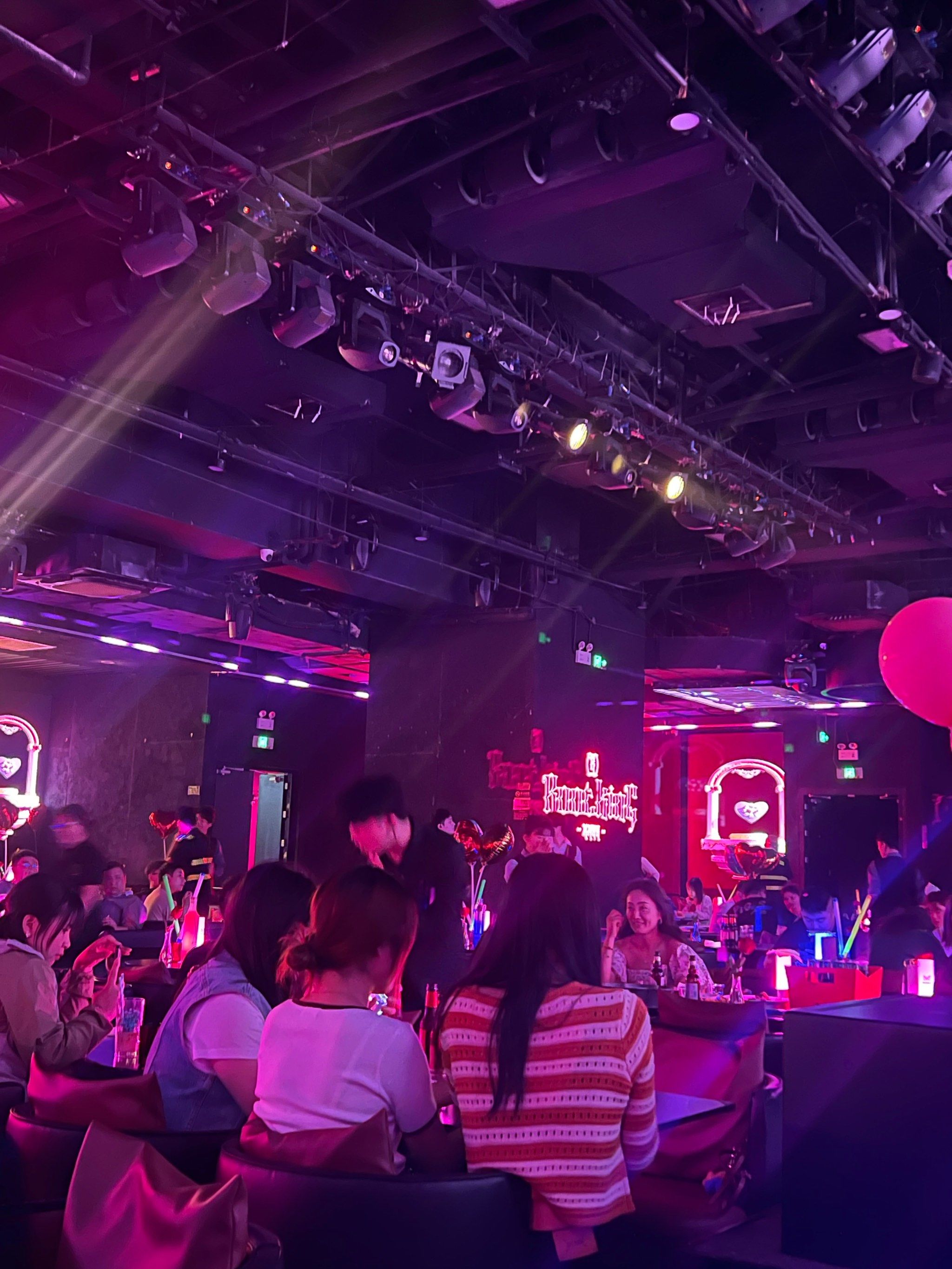 银川商务ktv与片场区别解析-永宁县ktv预定