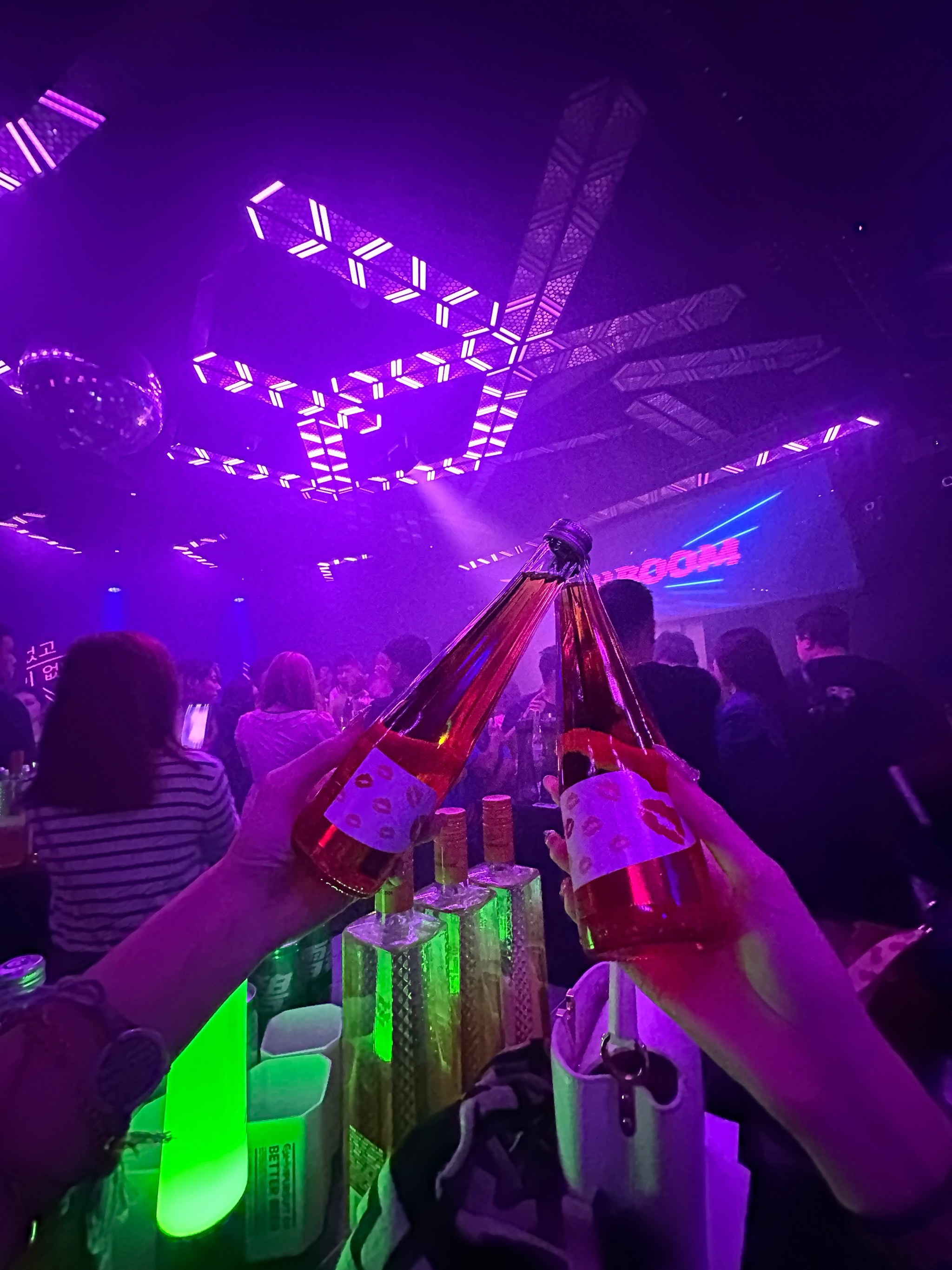 银川商务ktv推荐商务ktv哪里有-永宁县ktv预定